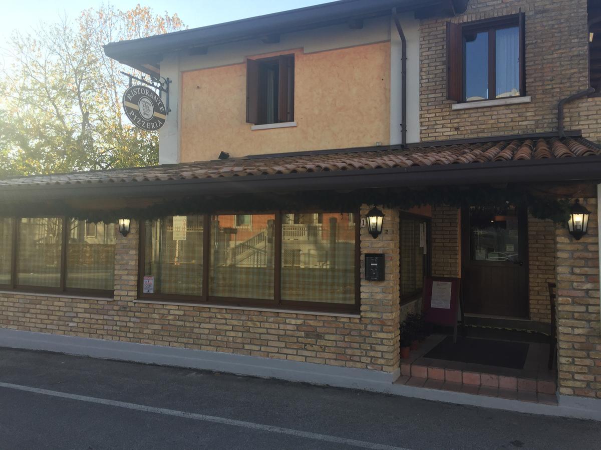 Hotel Ristorante "La Stazione" Cordovado Exterior photo